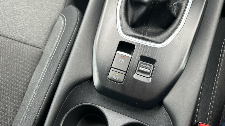 Nissan Qashqai 1.3 DiG-T MH N-Connecta 5dr Petrol Hatchback